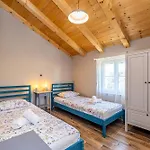 Mavra With Private Pool * ريسيكا