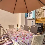 بيت للعطل Mavra With Private Pool *